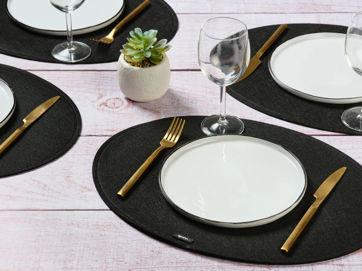 Tovaglietta ovale - 6 pezzi - Feltro riciclato nero