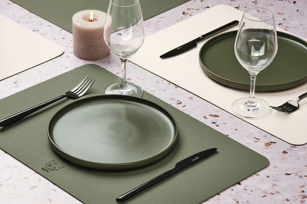 Tovaglietta rettangolare reversibile - 6 pezzi - Pelle riciclata bianco crema e verderame