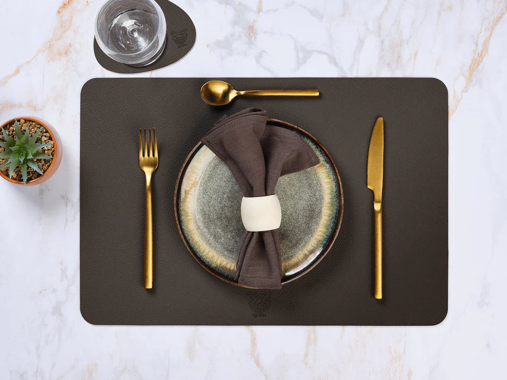 Tovaglietta rettangolare reversibile - 6 pezzi - Pelle riciclata arancione e cioccolato