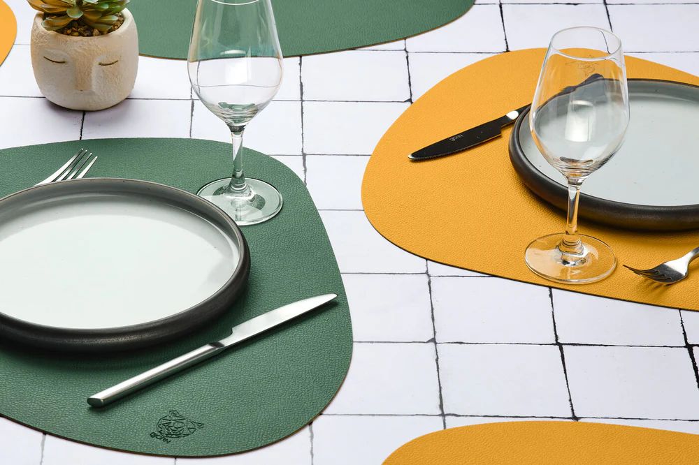 Wendbares Tischset "stone" - recyceltes Leder - 6 tlg. - Gelb/Grün