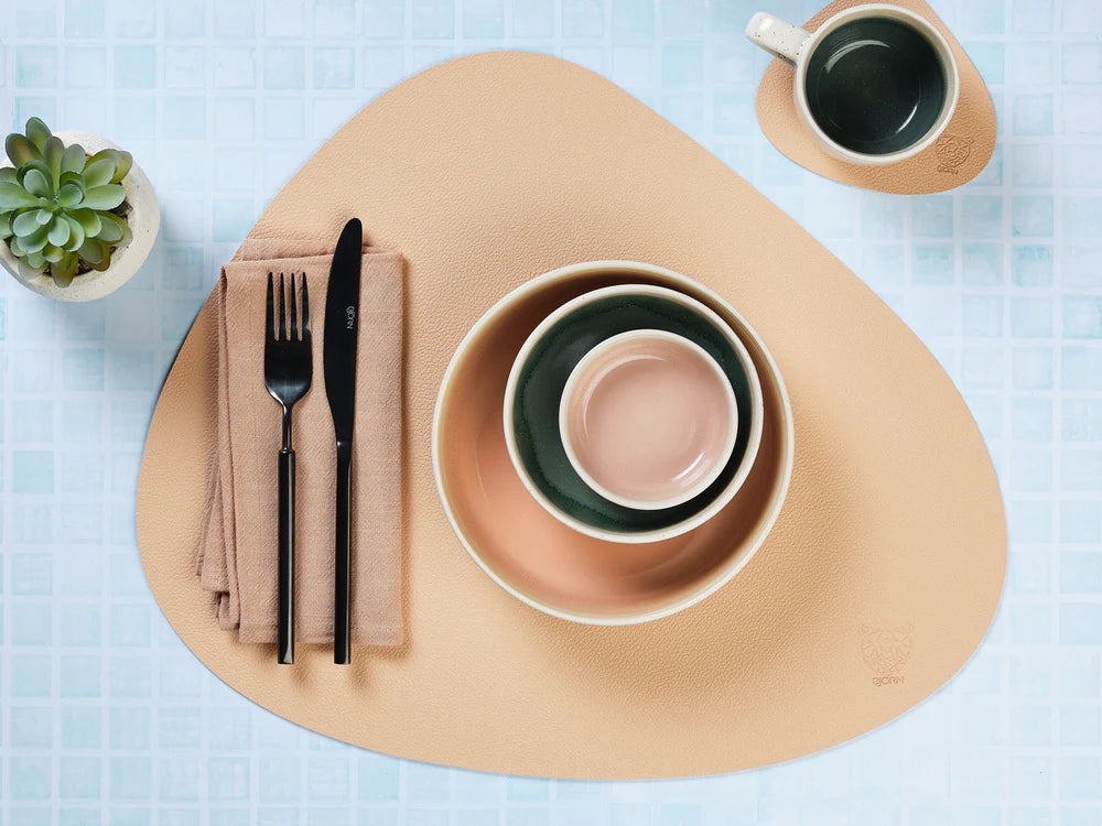 Reversible curve placemat - 6 pieces - Pale pink and pale green recycled leather