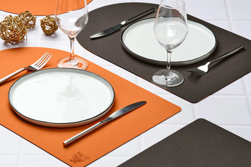 Set de table rectangovale réversible - 6 pièces - Cuir recyclé orange et chocolat